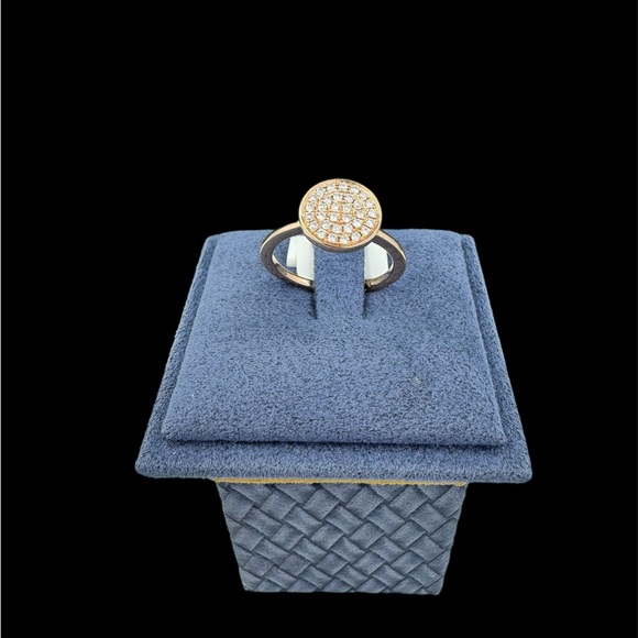 Ladies Rose Gold Ring with Diamonds size 6.5